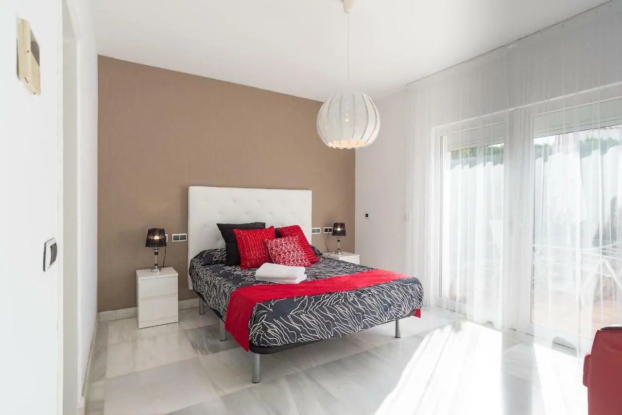 Apartamento Lujoso duplex a 7 min. a pie de la playa Torremolinos España